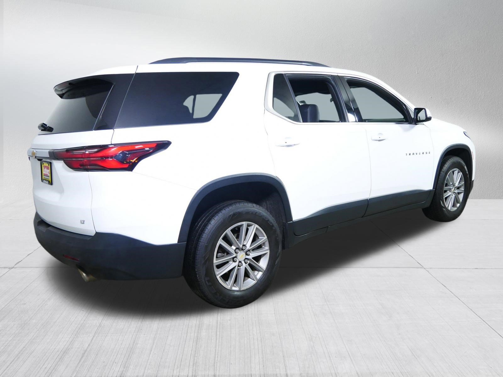 Certified 2022 Chevrolet Traverse LT image 7