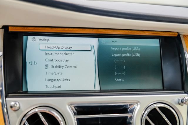 Used 2017 Rolls-Royce Wraith RWD image 46