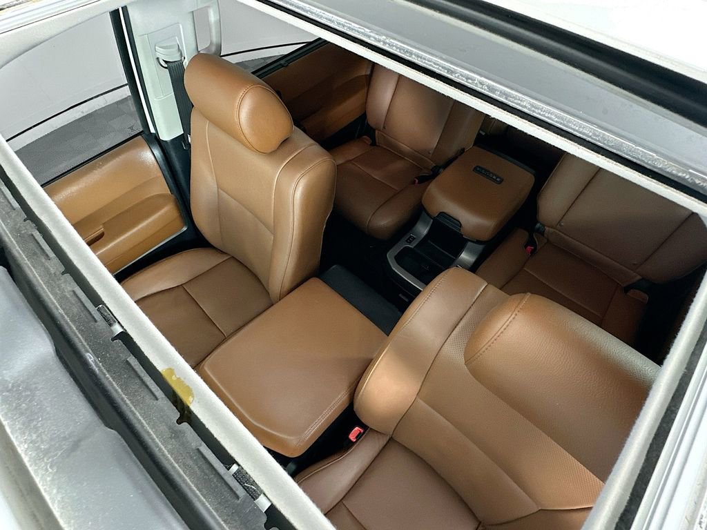 Used 2016 Toyota Sequoia Platinum image 22