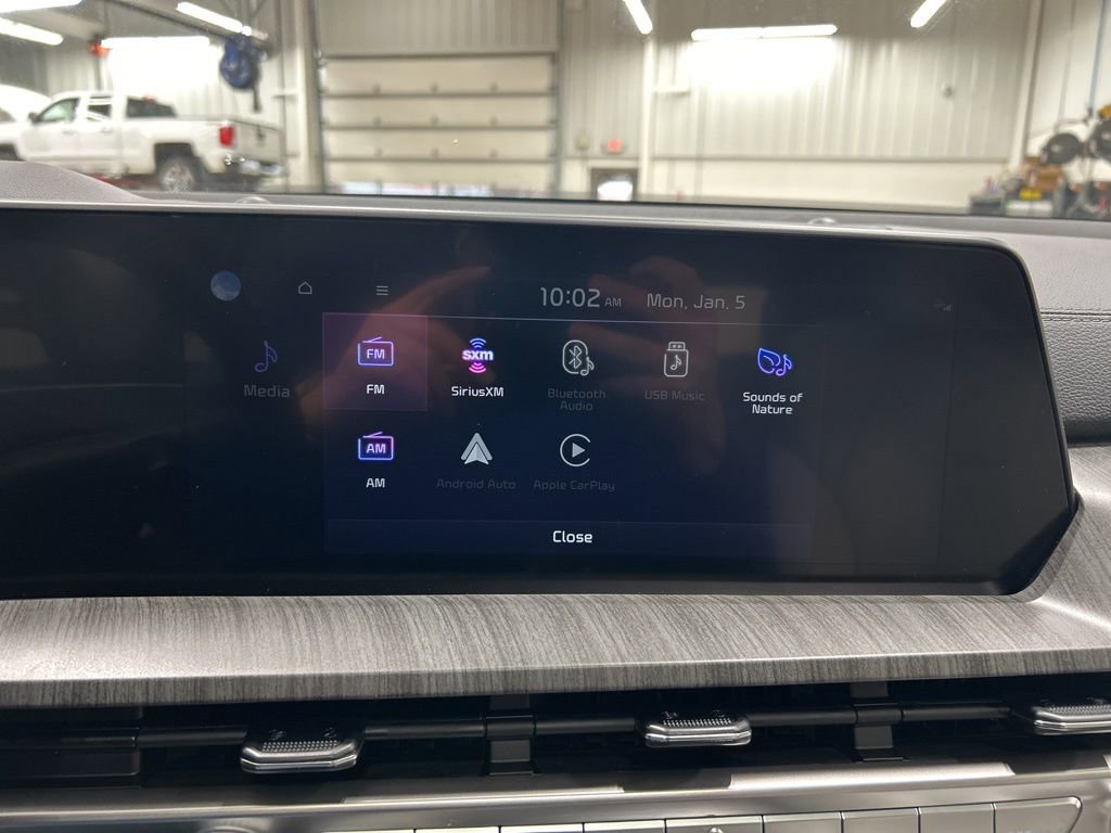 New 2025 Kia Telluride EX image 18