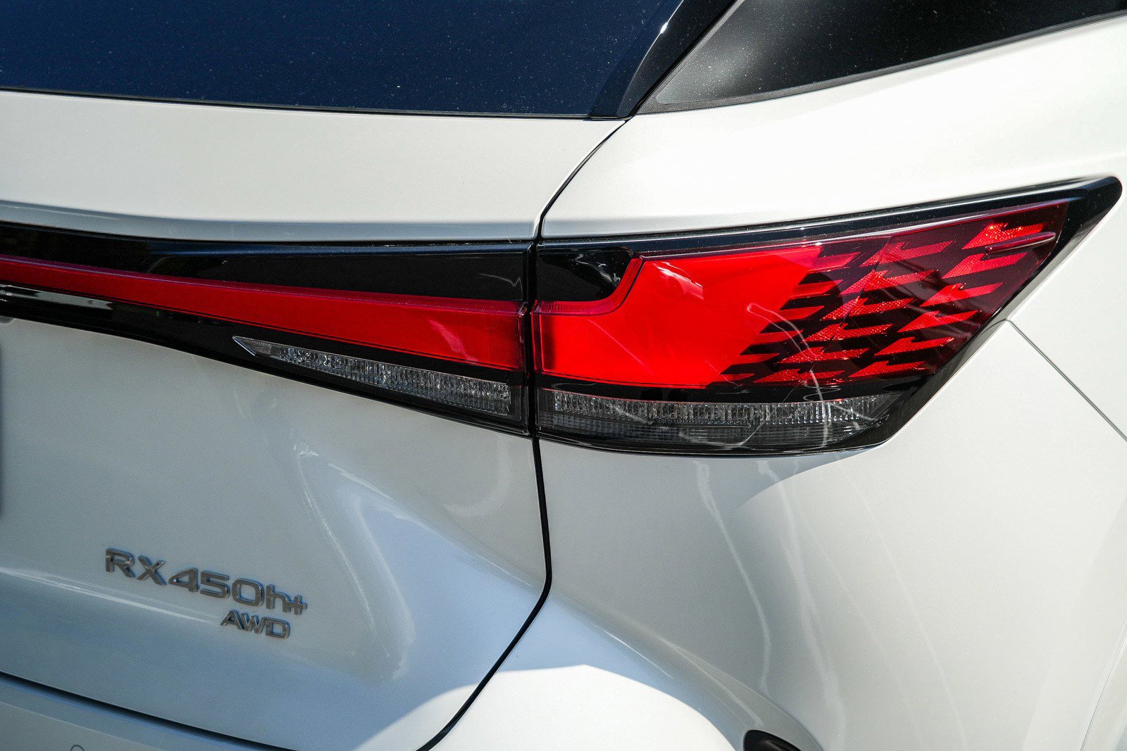New 2026 Lexus RX 450h AWD image 7