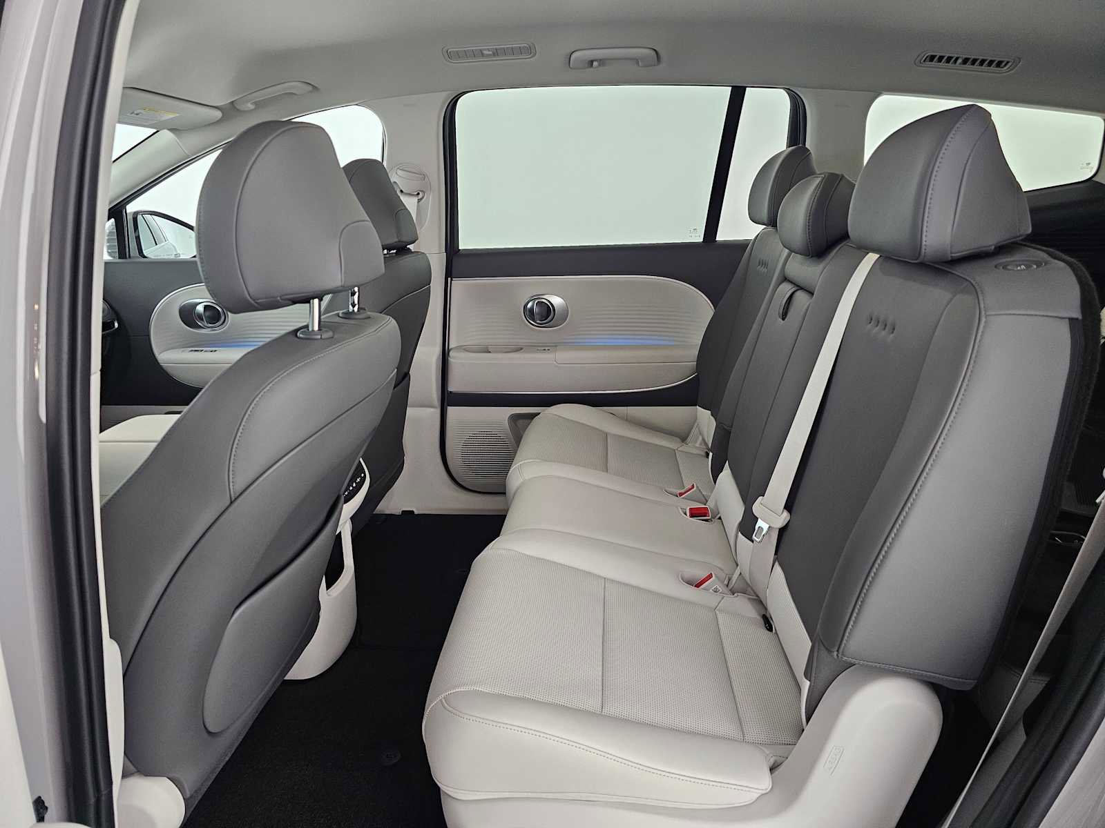 Used 2026 Hyundai Ioniq 9 SEL image 19