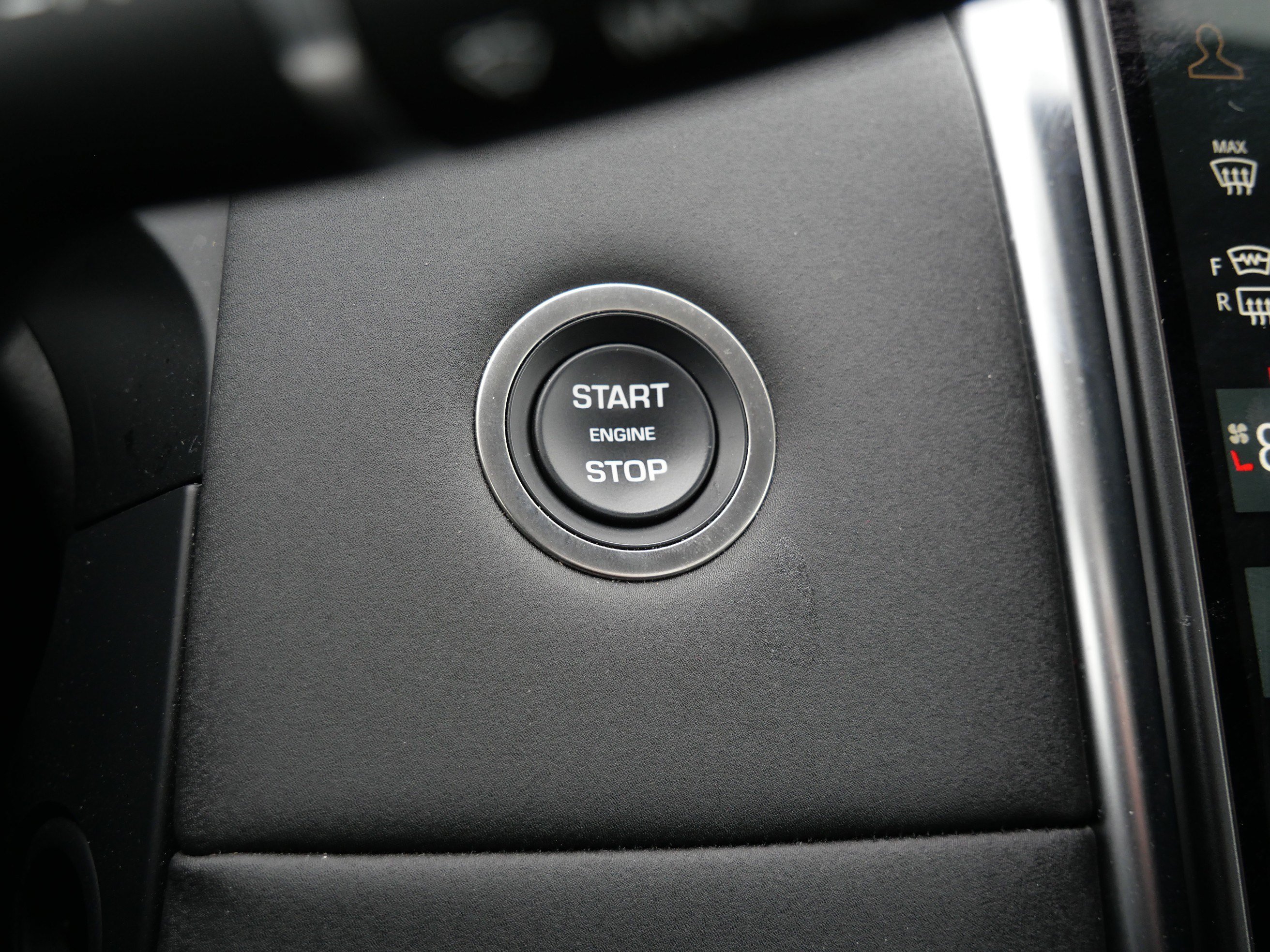 Used 2024 Land Rover Discovery Sport S AWD/4WD image 28
