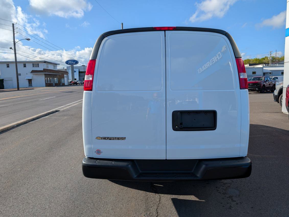 New 2025 Chevrolet Express 2500 w/ Communications Package image 4