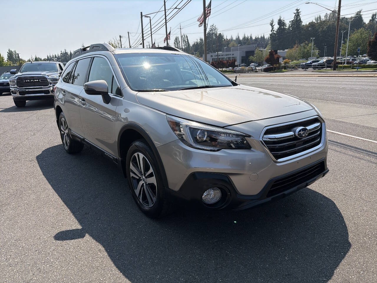 Used 2018 Subaru Outback 2.5i Limited AWD/4WD image 9