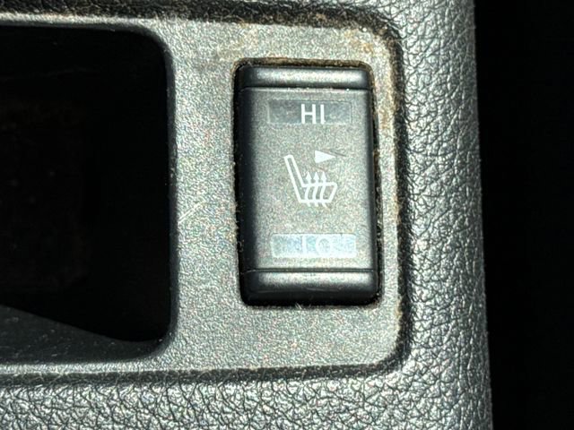 Used 2016 Nissan Rogue SV w/ SV Premium Package AWD/4WD image 30