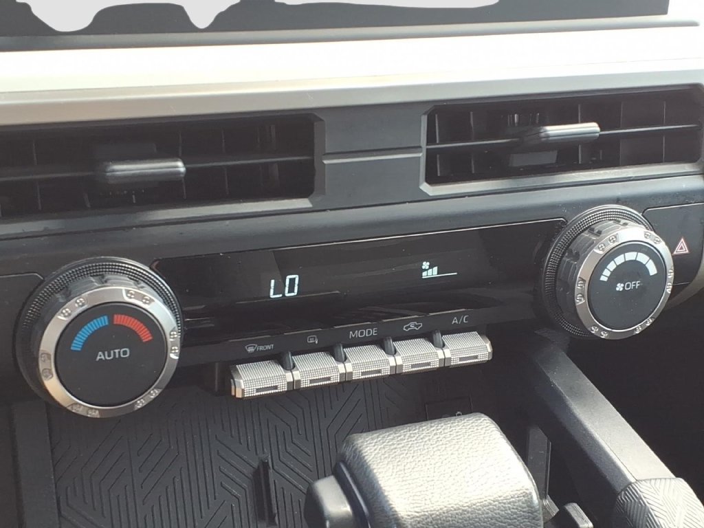 Used 2024 Toyota Tacoma TRD Off-Road AWD/4WD image 19