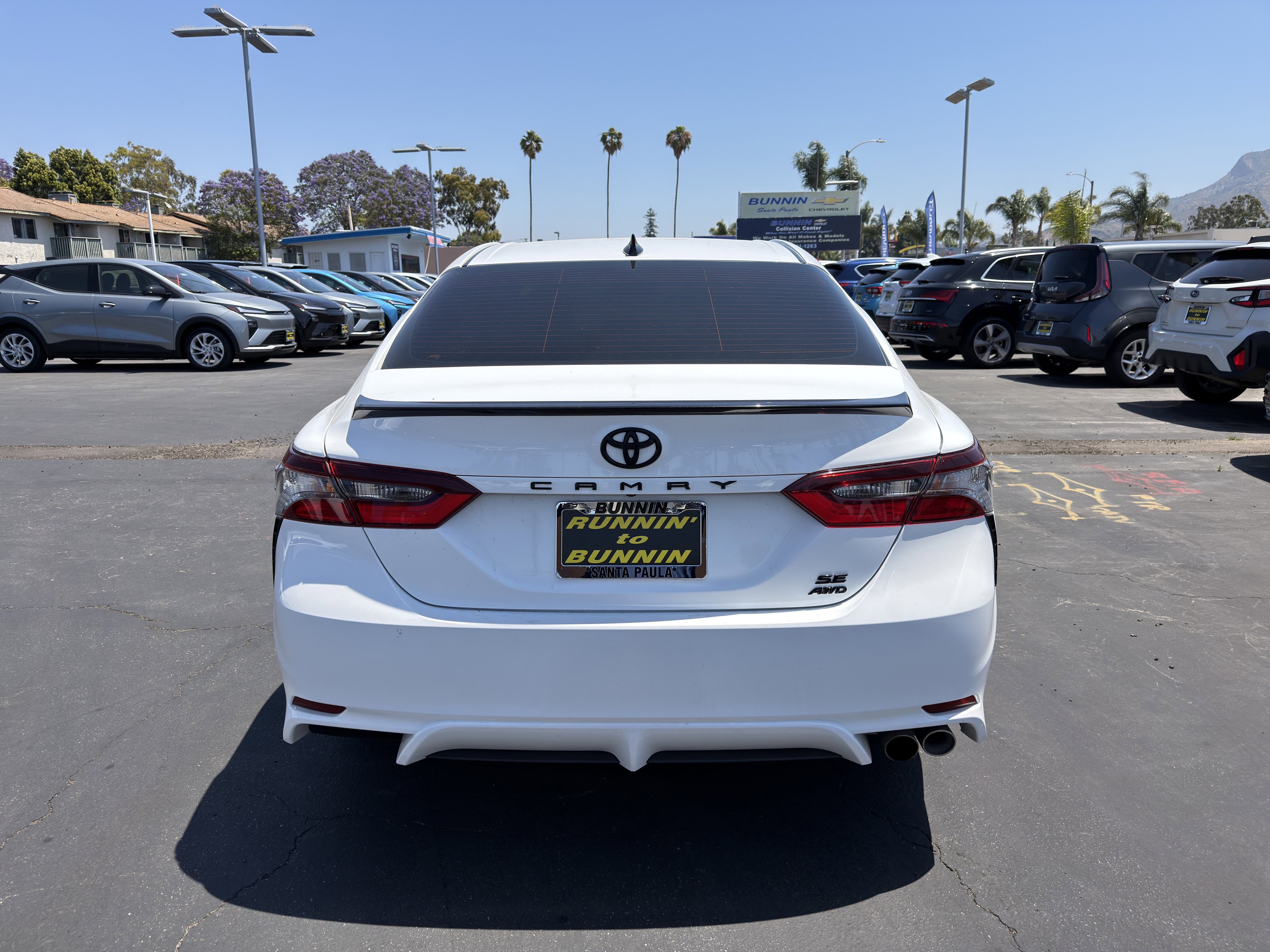 Used 2023 Toyota Camry SE w/ Convenience Package AWD/4WD image 7