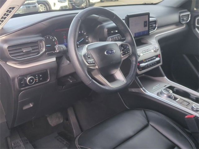 Used 2023 Ford Explorer XLT w/ Equipment Group 202A image 20