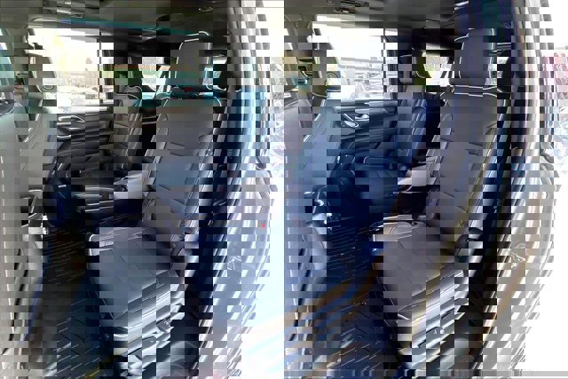 Used 2023 GMC Yukon XL SLT image 26