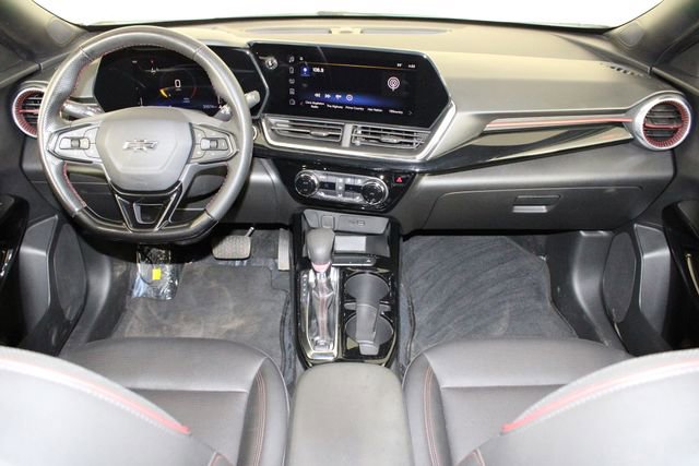 Used 2024 Chevrolet Trax RS w/ Driver Confidence Package image 28