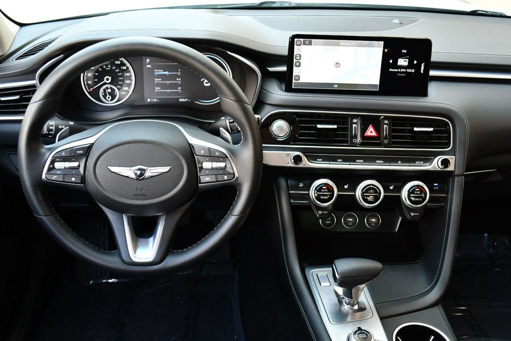 Used 2023 Genesis G70 3.3T RWD image 37