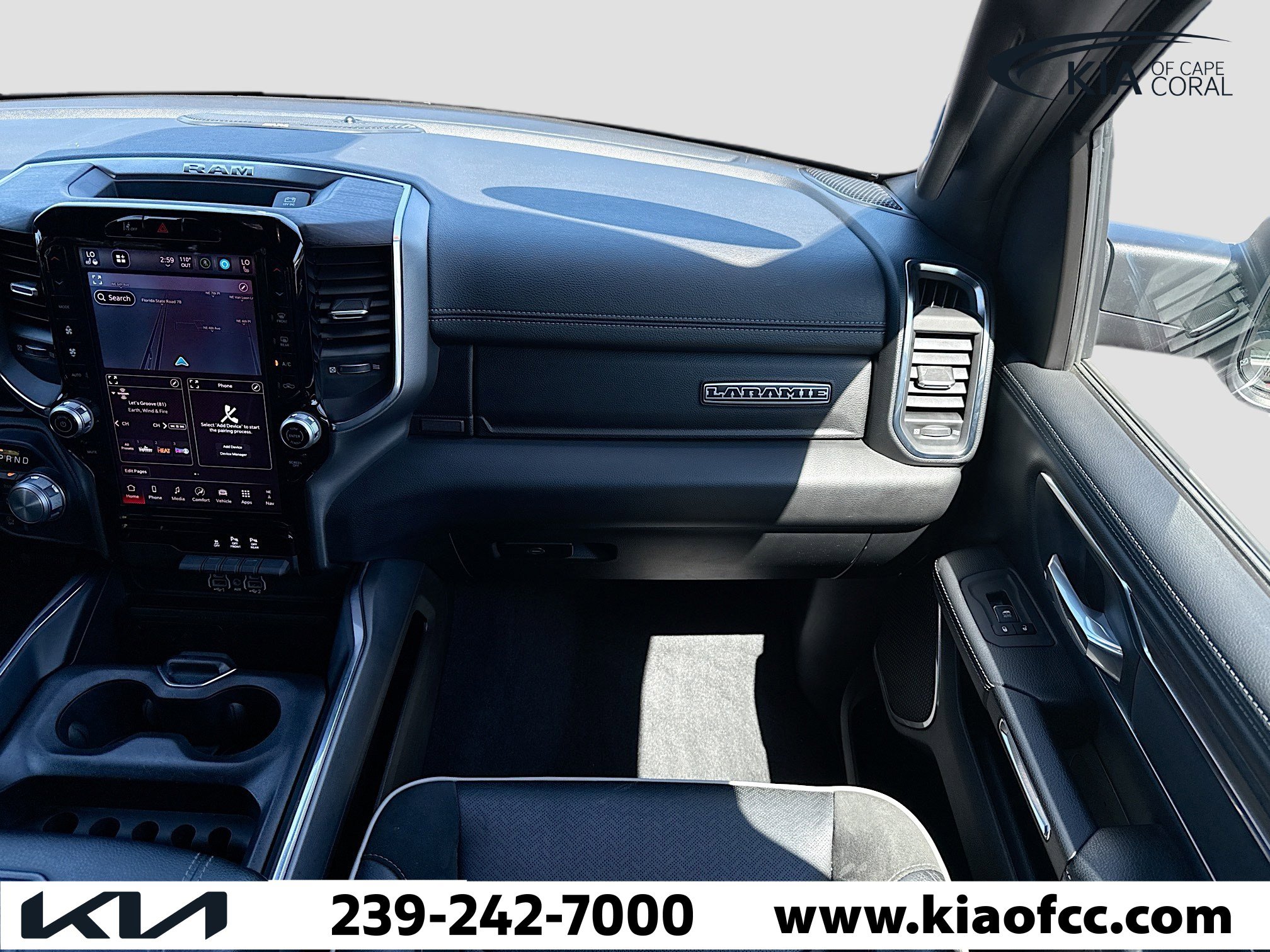 Used 2025 RAM 1500 Laramie image 16