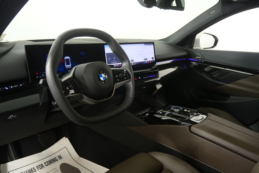 Certified 2025 BMW 530i RWD image 12