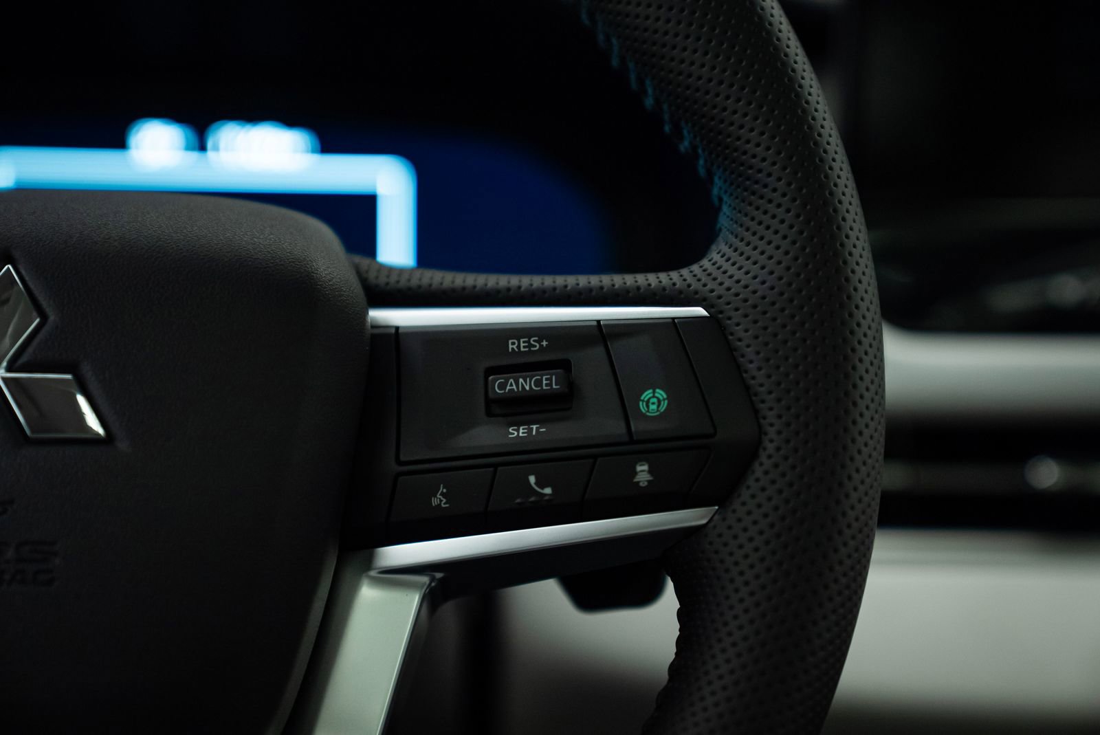 New 2025 Mitsubishi Outlander SEL image 16