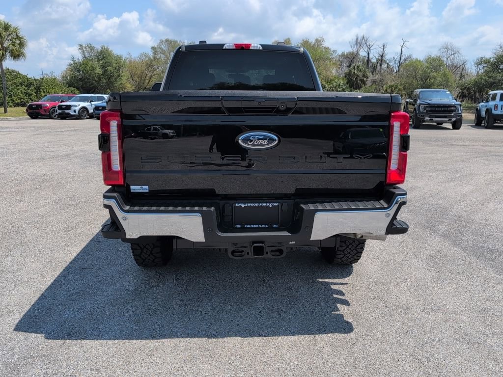 Certified 2025 Ford F250 Lariat w/ Tremor Off-Road Package image 4