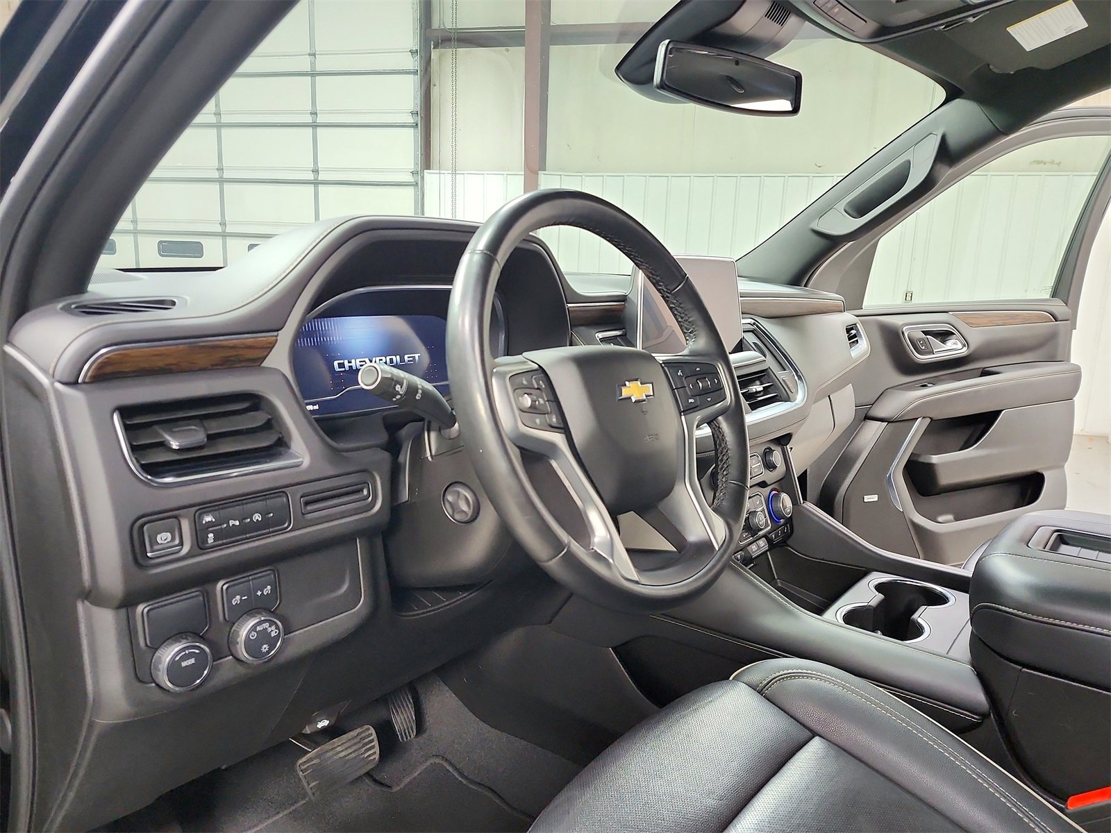 Used 2024 Chevrolet Tahoe Premier image 16