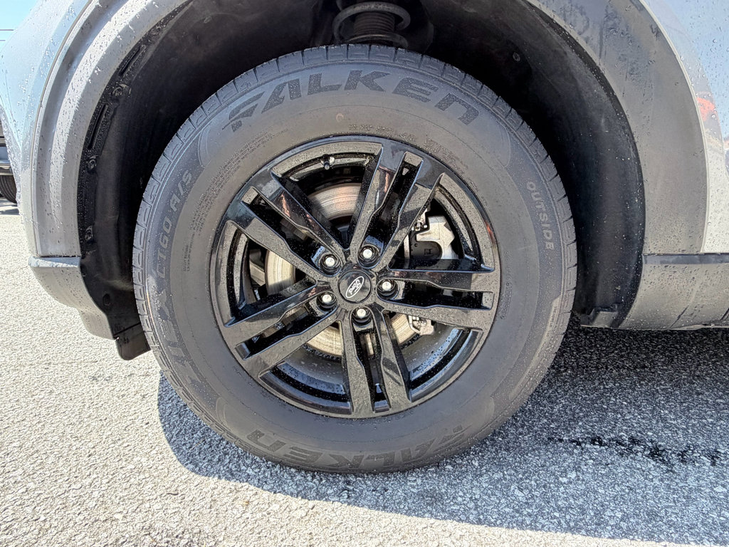 Used 2021 Ford Explorer XLT w/ Equipment Group 202A image 36