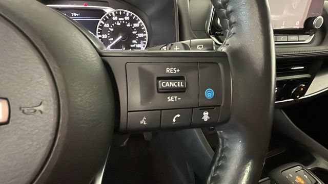 Used 2024 Nissan Rogue SV w/ SV Premium Package AWD/4WD image 16