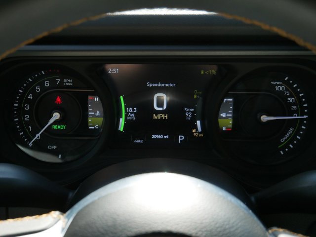 Used 2024 Jeep Wrangler Unlimited Sahara w/ Safety Group AWD/4WD image 20