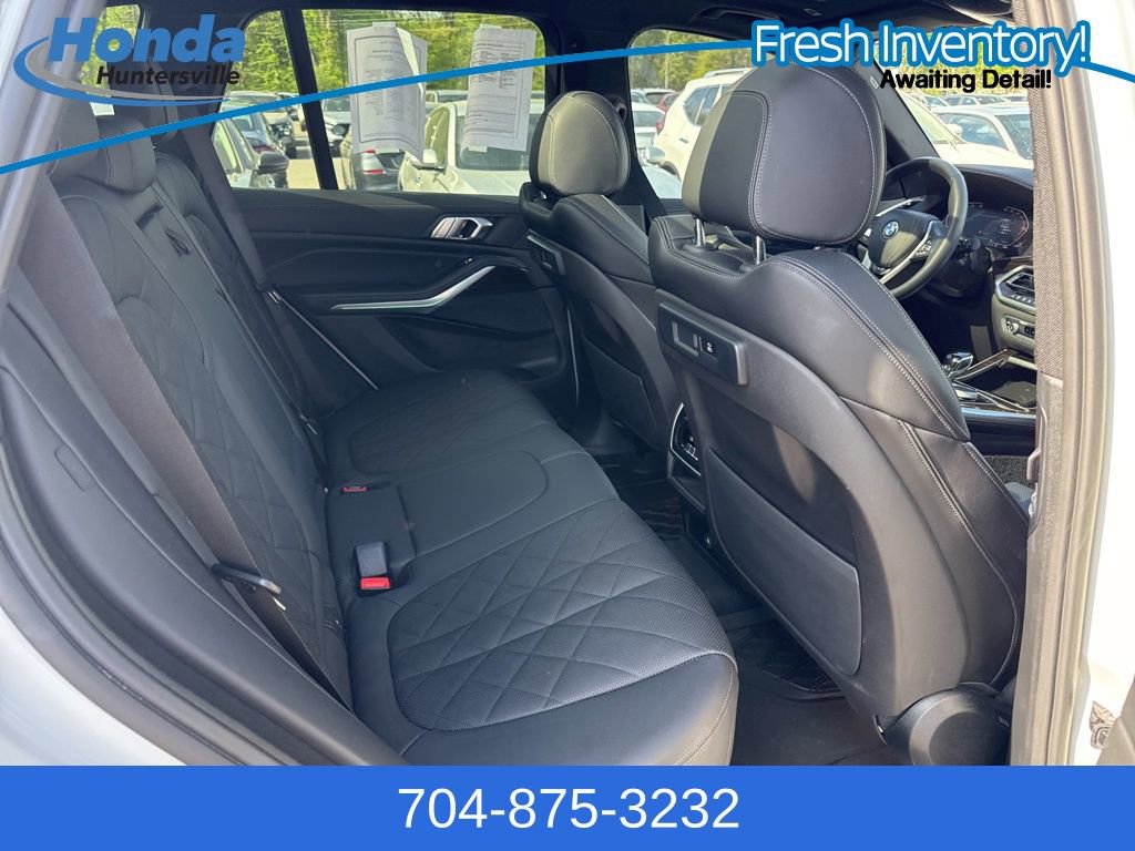 Used 2023 BMW X5 xDrive40i w/ Premium Package image 12