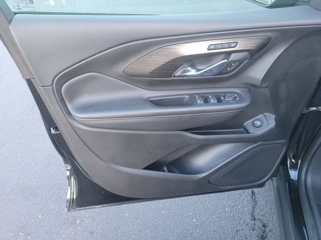 Used 2018 GMC Terrain SLT w/ Preferred Package image 12