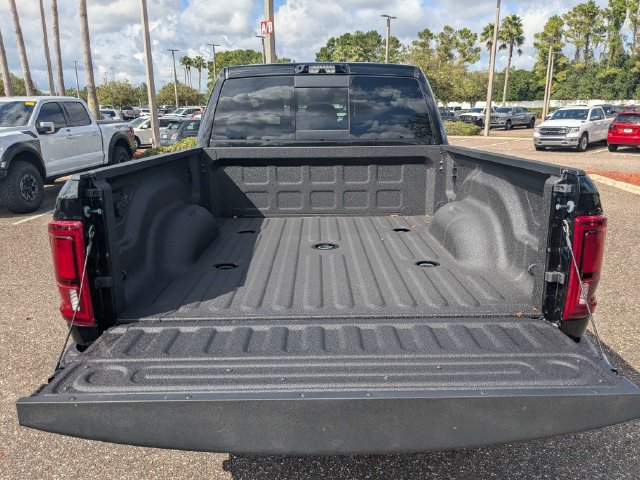 New 2026 RAM 2500 Laramie AWD/4WD image 13