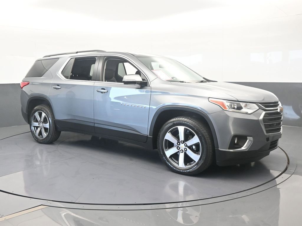 Used 2020 Chevrolet Traverse LT w/ LT Premium Package image 8