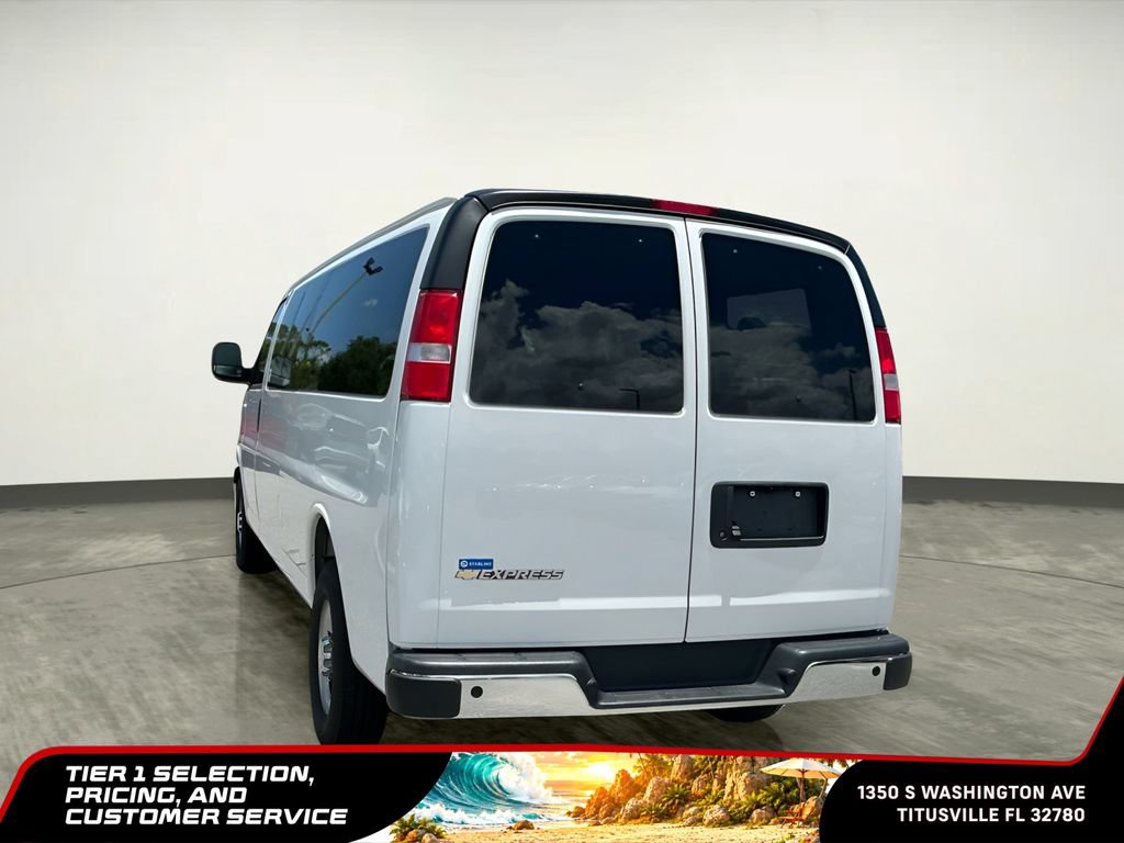 Used 2025 Chevrolet Express 3500 LT w/ LT Preferred Equipment Group RWD image 6