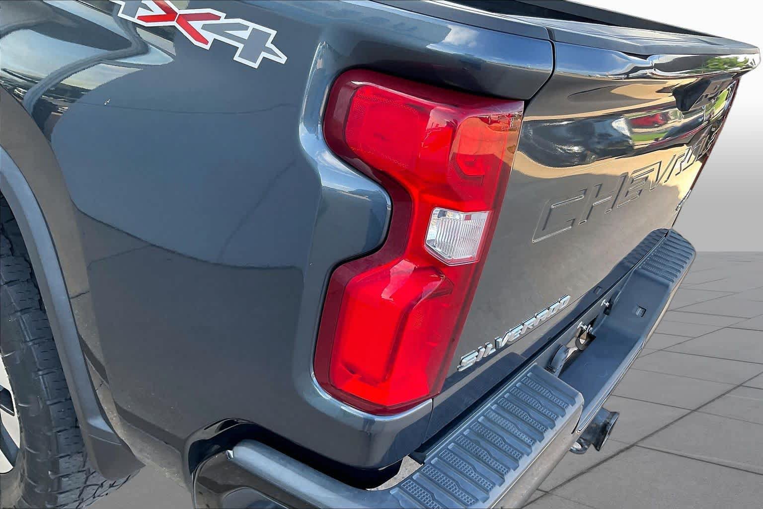 Certified 2020 Chevrolet Silverado 2500 Custom w/ Custom Convenience Package AWD/4WD image 28