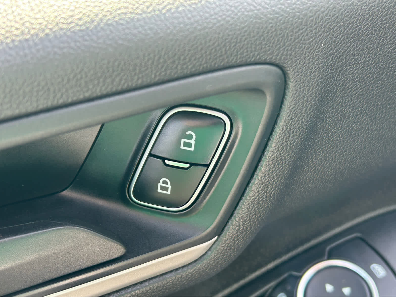 Used 2021 Ford Escape S FWD image 17