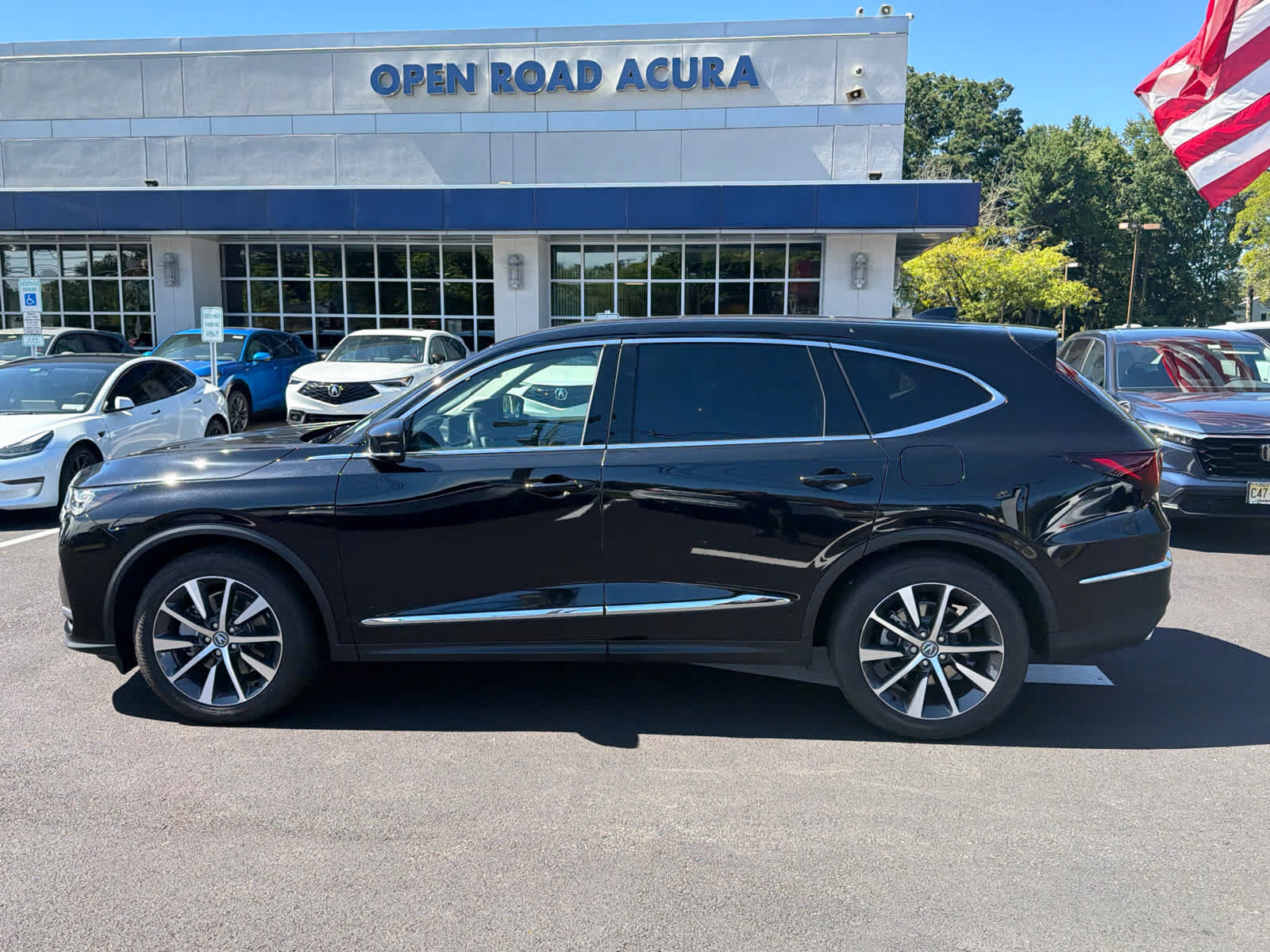 Used 2026 Acura MDX w/ Technology Package AWD/4WD image 6