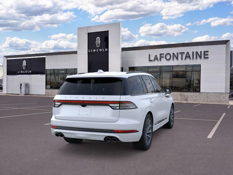 New 2026 Lincoln Aviator AWD w/ Jet Appearance Package image 8