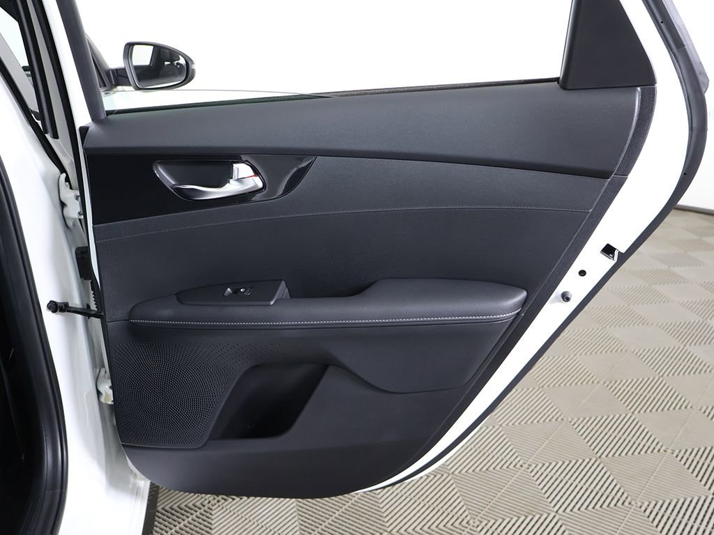 Used 2022 Kia Forte GT-Line w/ GT-Line Premium Package image 26