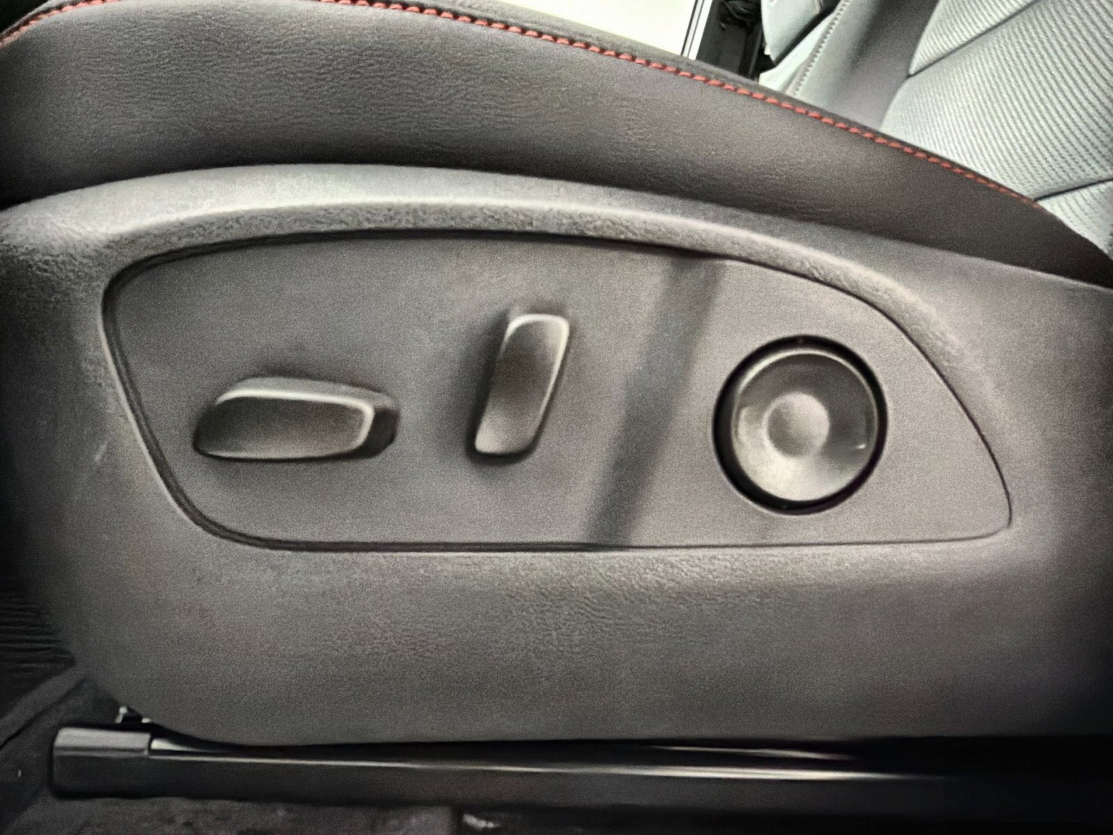 New 2026 Chevrolet Traverse Z71 w/ Enhanced Driving Package image 14