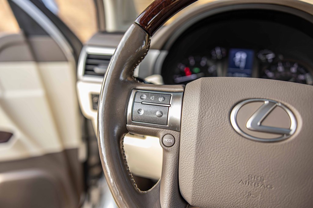 Used 2017 Lexus GX 460 Luxury image 25