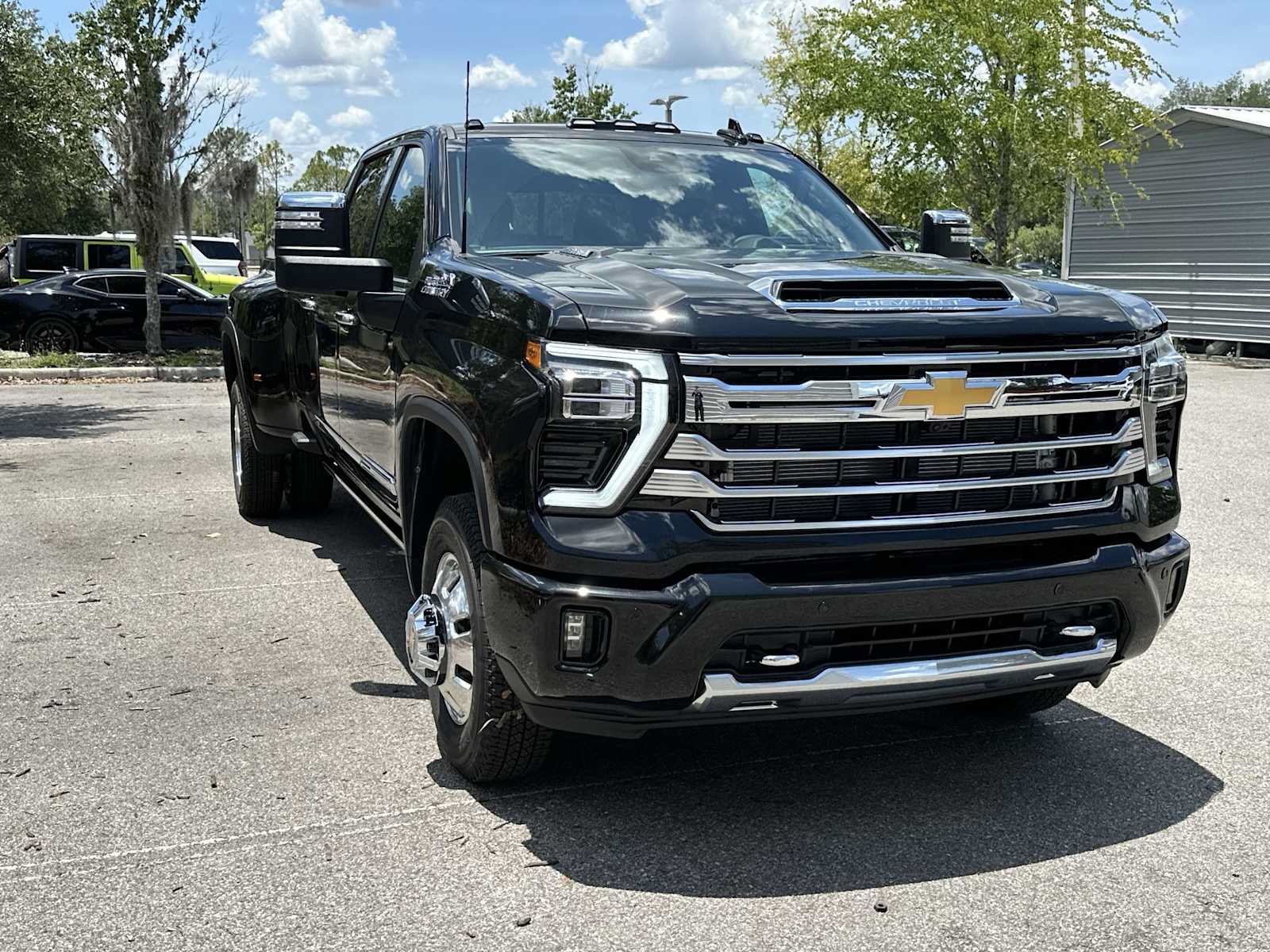 New 2026 Chevrolet Silverado 3500 High Country w/ High Country Premium Package AWD/4WD image 8