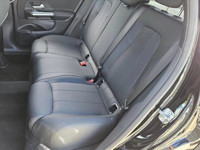 Used 2026 Mercedes-Benz GLA 250 image 17