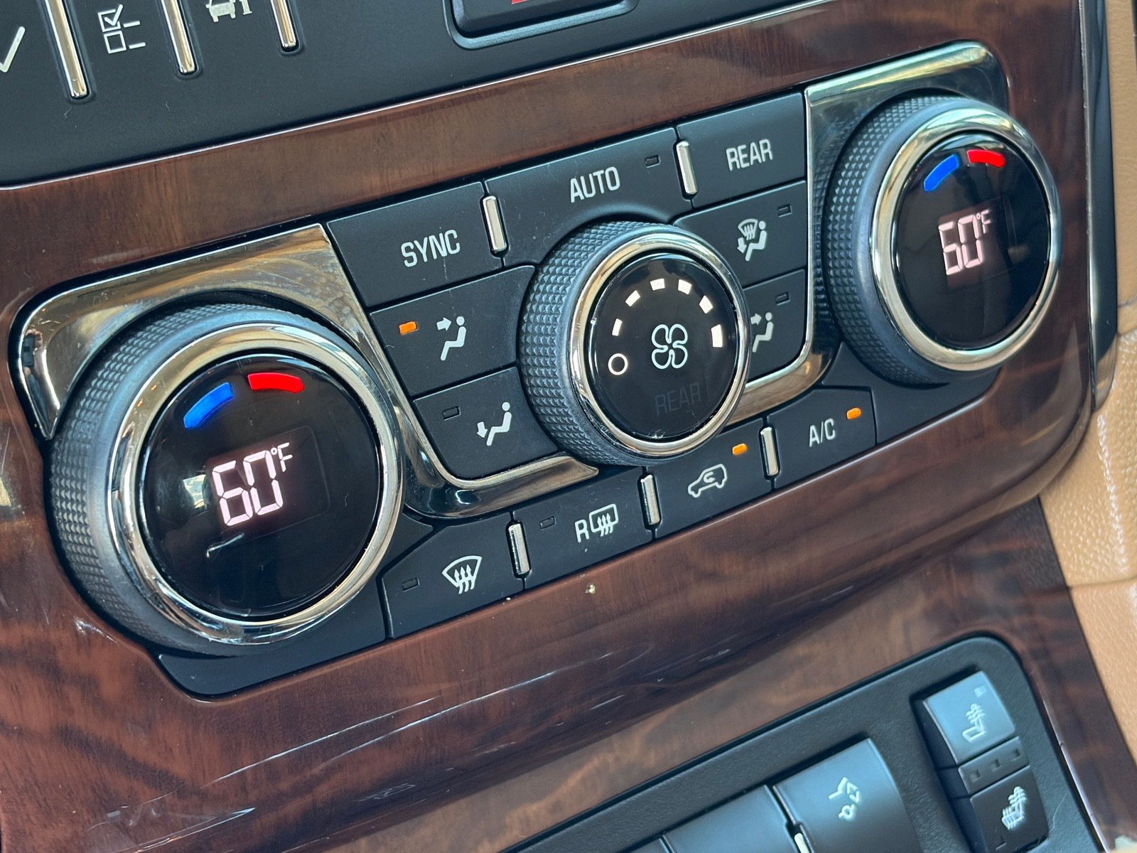 Used 2015 Buick Enclave Leather FWD image 30