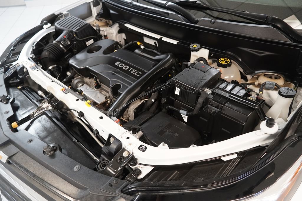 Used 2021 Chevrolet Equinox LS image 30