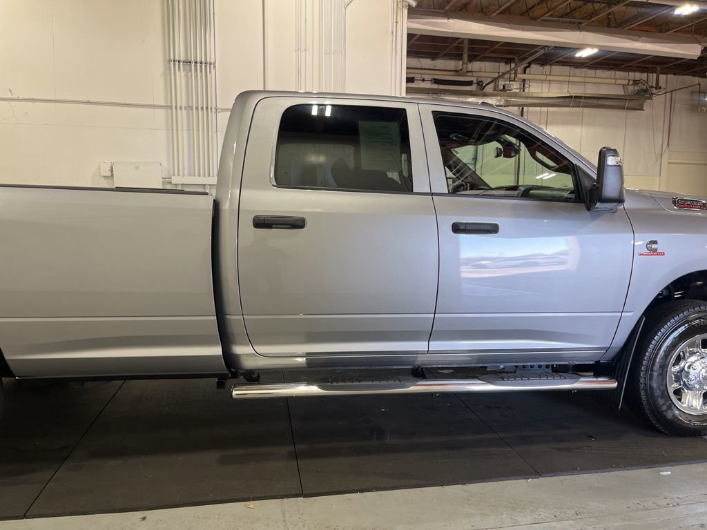 Used 2024 RAM 2500 Tradesman w/ Chrome Appearance Group image 9