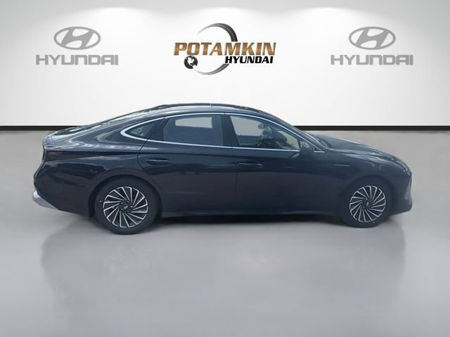 New 2026 Hyundai Sonata Limited FWD image 4