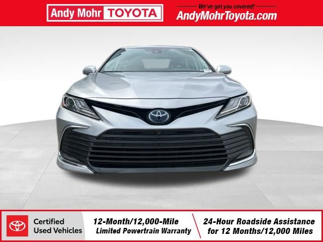 Certified 2022 Toyota Camry XLE w/ Navigation Upgrade Package image 3