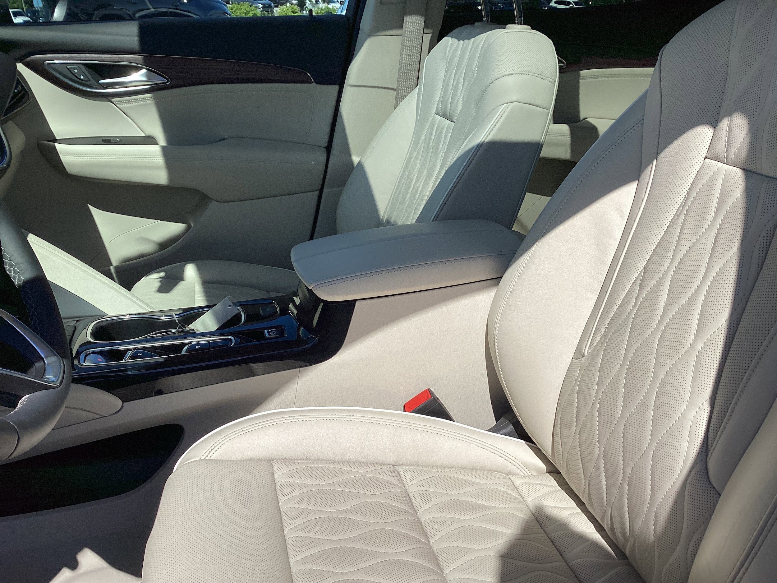 Used 2021 Buick Envision Avenir w/ Technology Package II AWD/4WD image 12