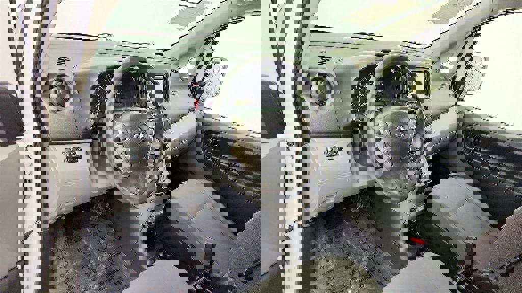 Used 2020 Nissan NV200 SV w/ Back Door Glass Package FWD image 12