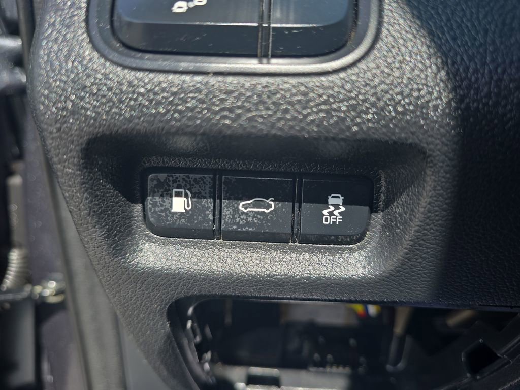 Used 2020 Kia Optima SE FWD image 21