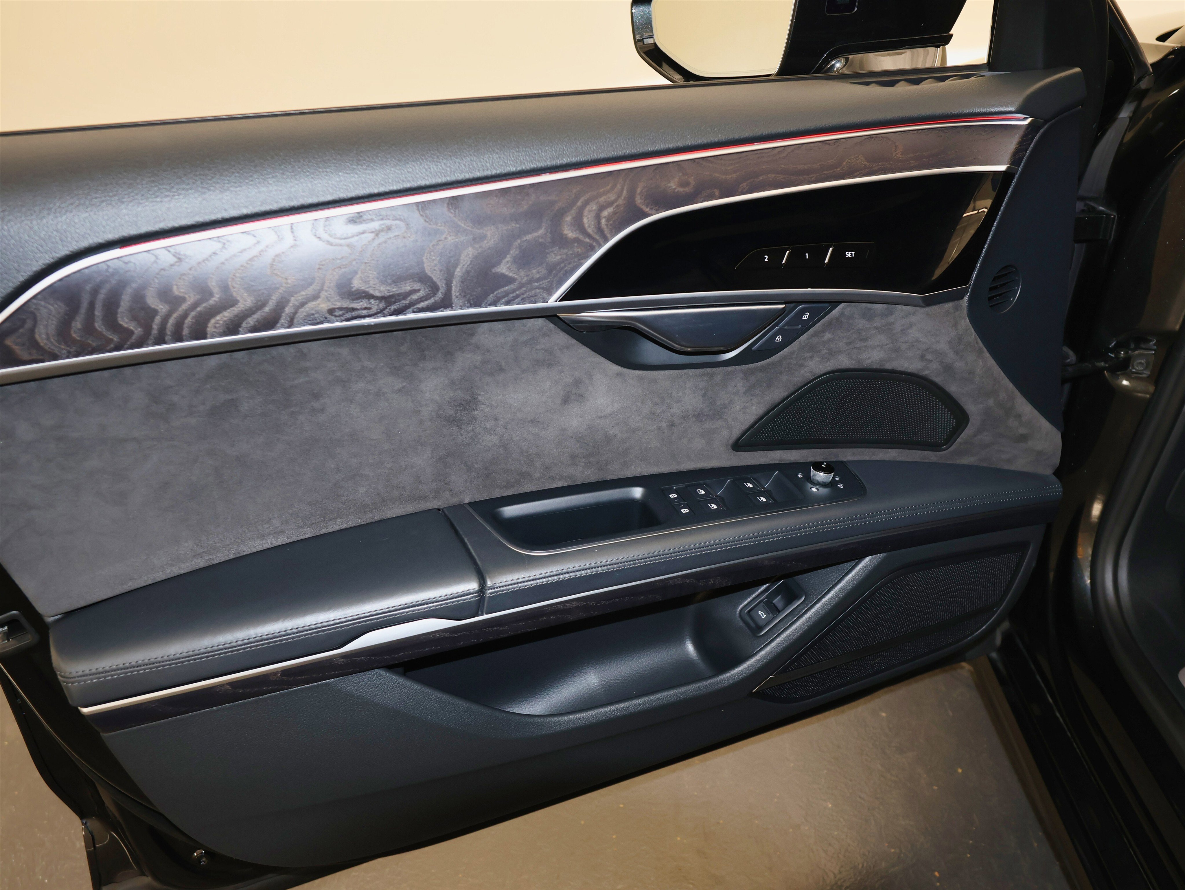 Used 2020 Audi A8 L 4.0T w/ Executive Package image 30