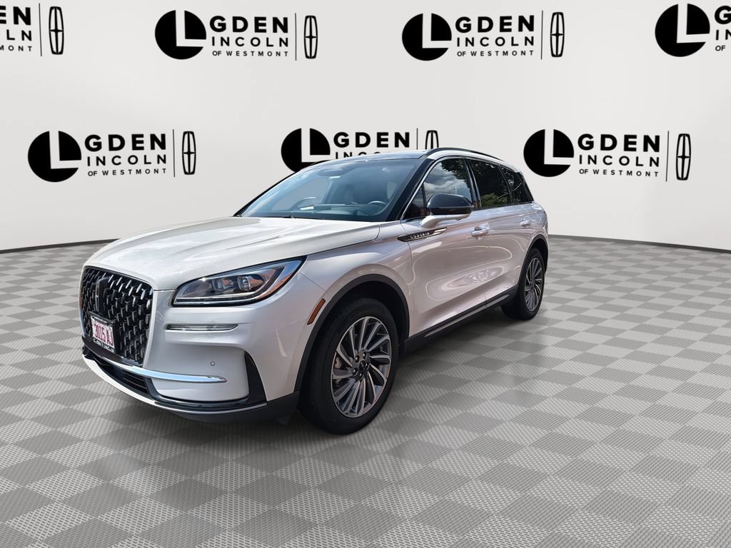 Certified 2025 Lincoln Corsair Reserve w/ Equipment Group 202A AWD/4WD image 4