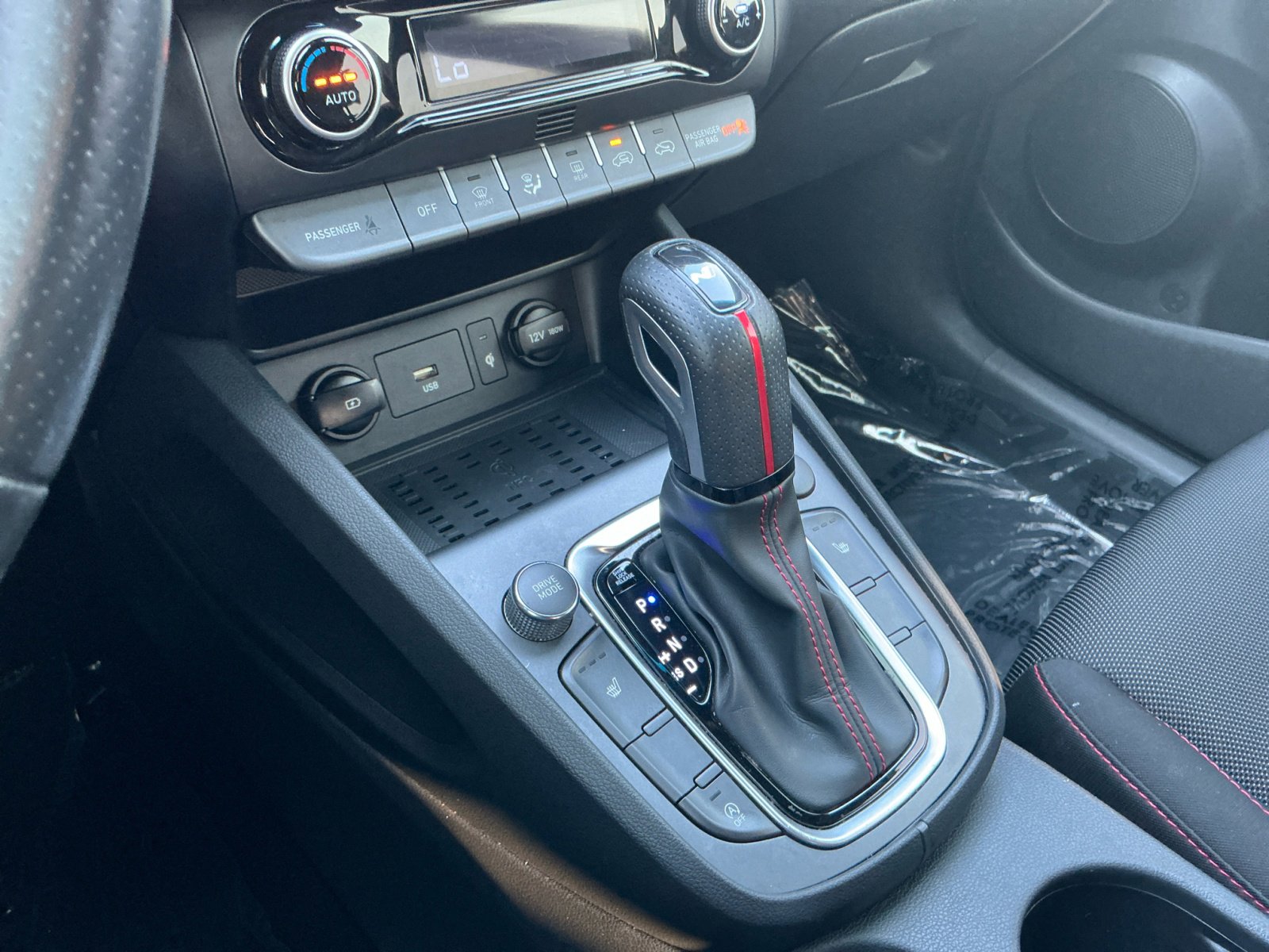 Used 2022 Hyundai Kona N Line image 18