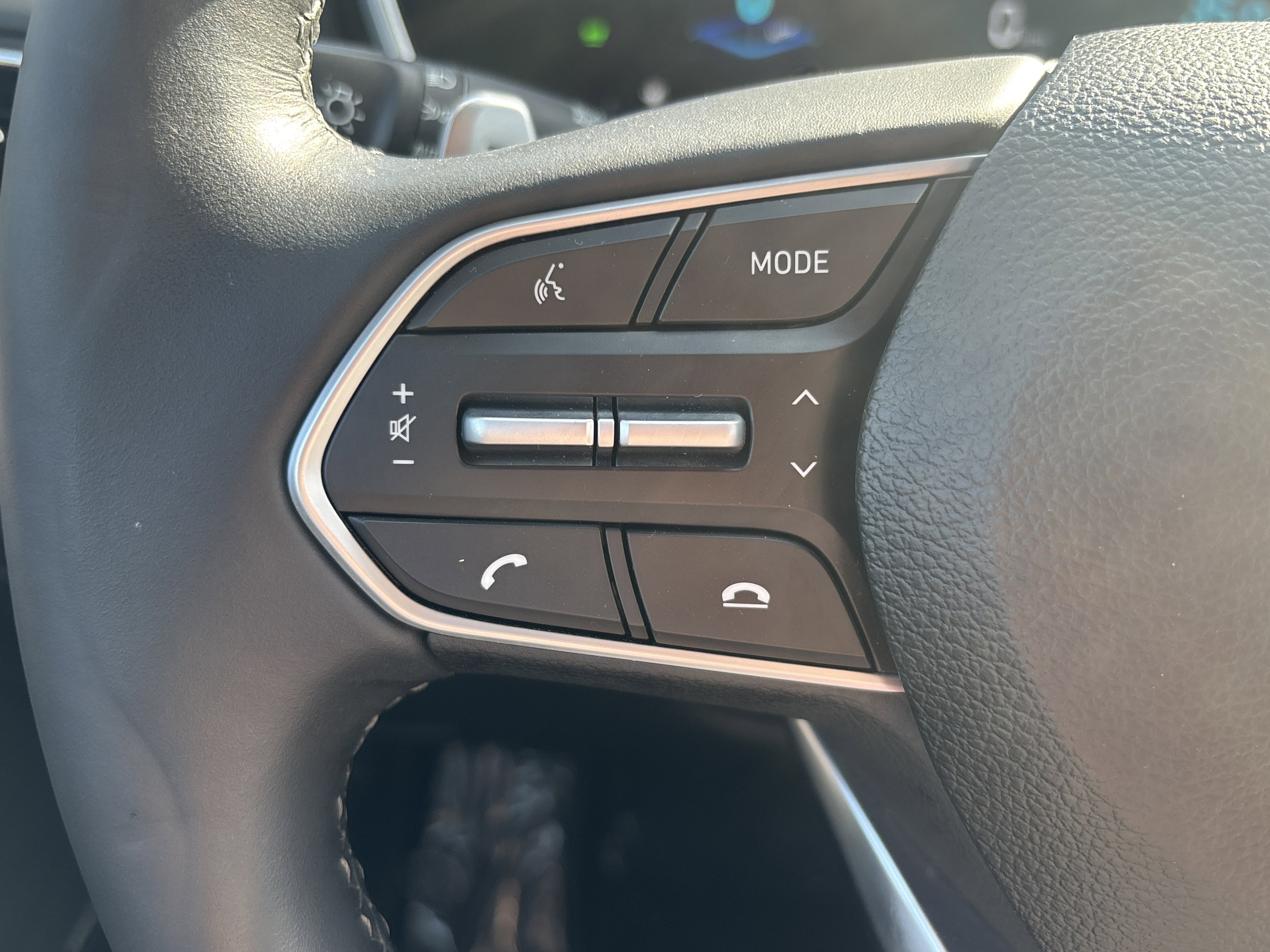 Used 2023 Hyundai Santa Fe Limited image 30